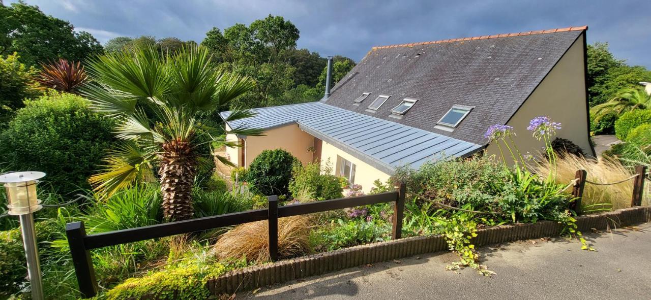 Grande Chambre Sdb Privee Avec Balcon Lannion Exterior photo